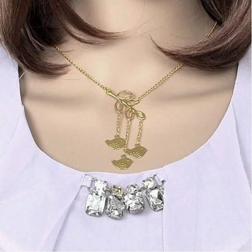 We R Family Necklace Includes 3 Birds Together